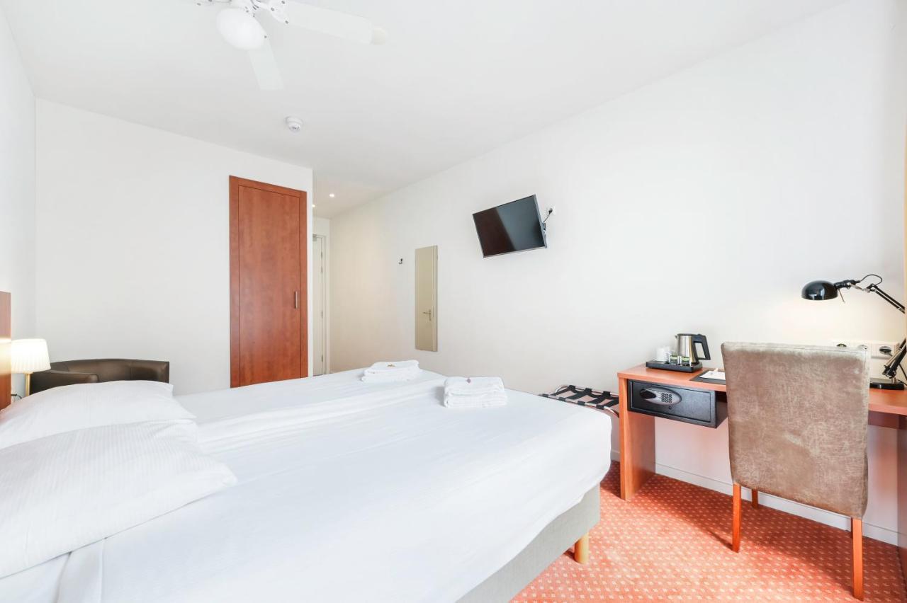 הארלם Ambassador City Centre Hotel מראה חיצוני תמונה